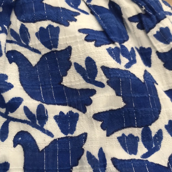 Small Strapless dress. Stays even in summer heat - Picture 5 of 5